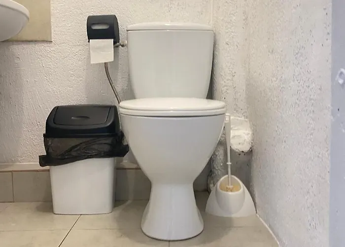 центр 2 кім ужгородська безкоштовна парковка не далеко від ж д вокзалу звітні документи