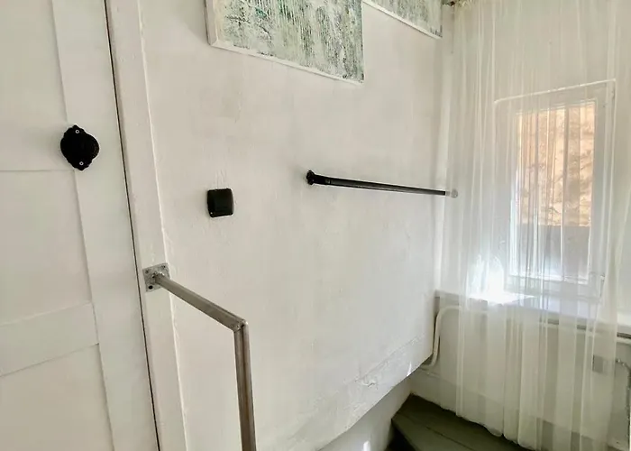 Apartment центр 2 кім ужгородська безкоштовна парковка не далеко від ж д вокзалу звітні документи Lviv